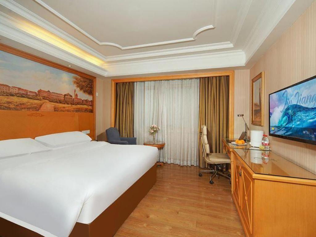 Vienna International Hotel Lhasa Potala Palace Exterior photo